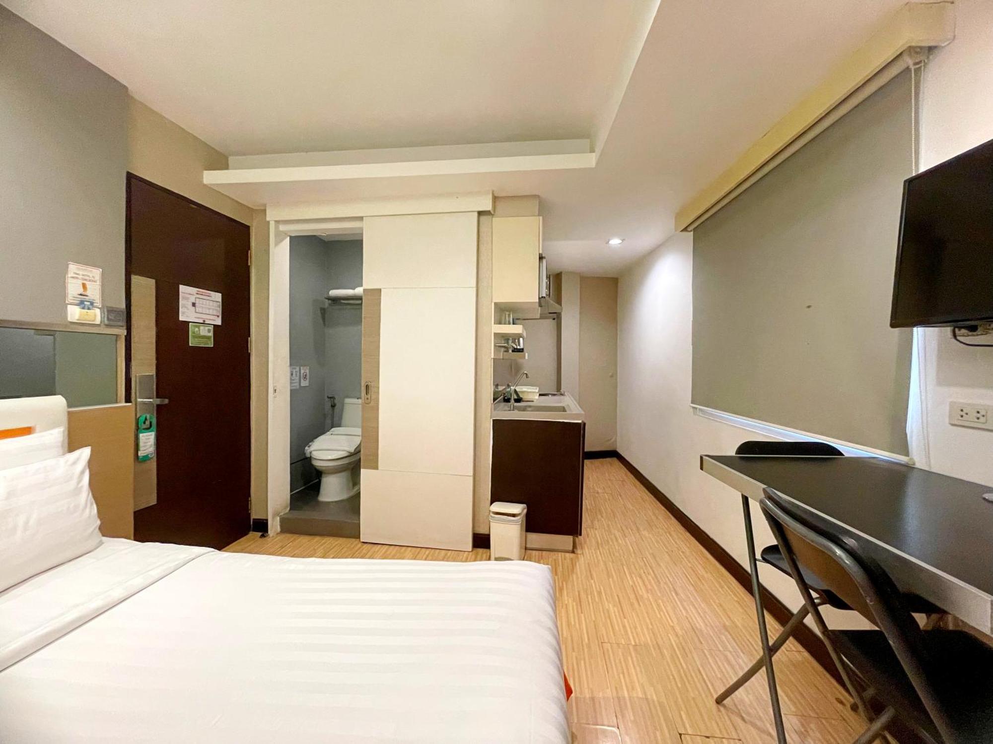 Arawana Express Phromphong Hotel Bangkok Luaran gambar