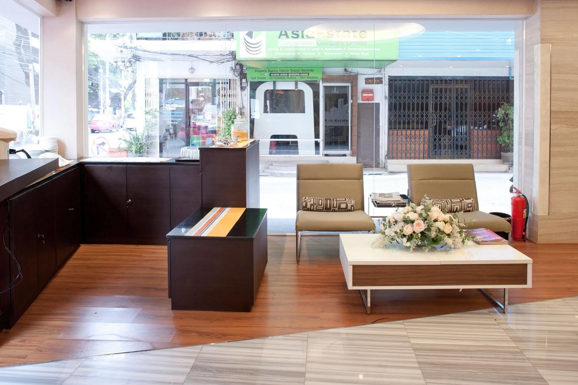 Arawana Express Phromphong Hotel Bangkok Luaran gambar